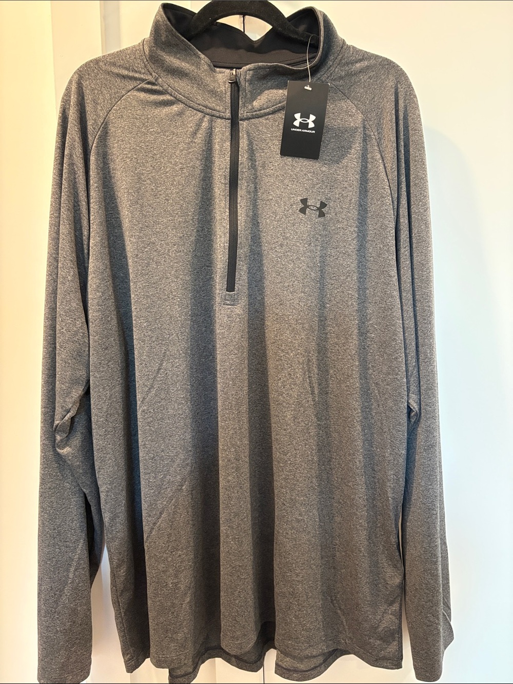 BRAND NEW Men’s Under Armour Heather Gray 1/4 Zip Performance Pullover